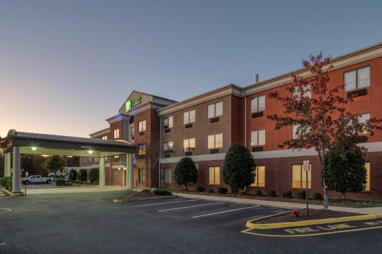 Holiday Inn Express Hotel & Suites Thornburg-S. Fredericksburg, An Ihg Hotel Exteriör bild